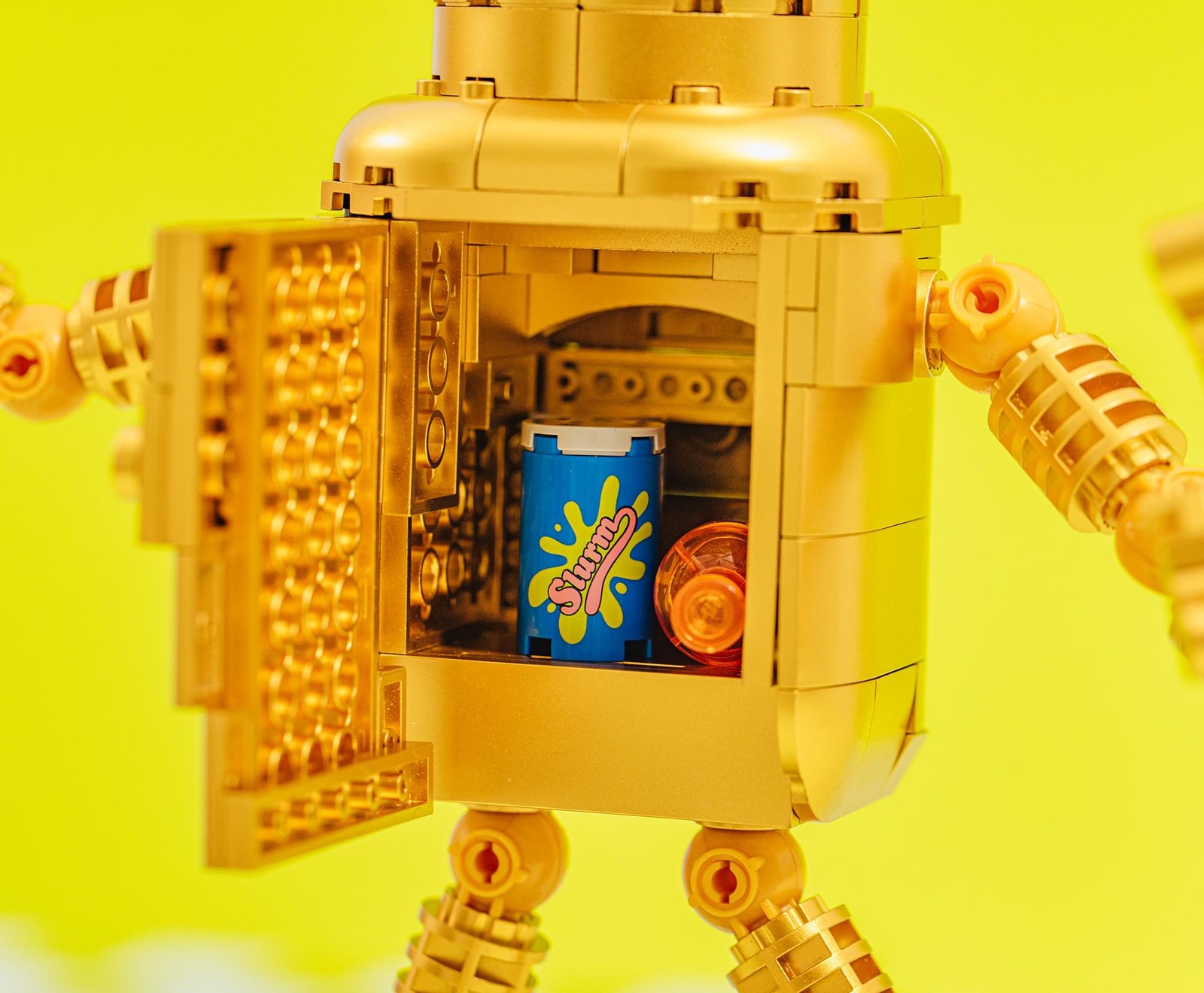 Brickcraft Futurama Glorious Golden Bender 396-Piece Building Kit