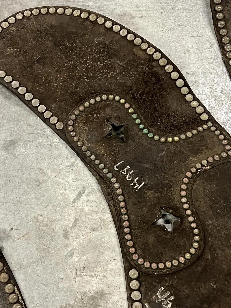 RARE ID'D CIVIL WAR OFFICER HORSE LEATHER SADDLE UNDERCARRIAGE