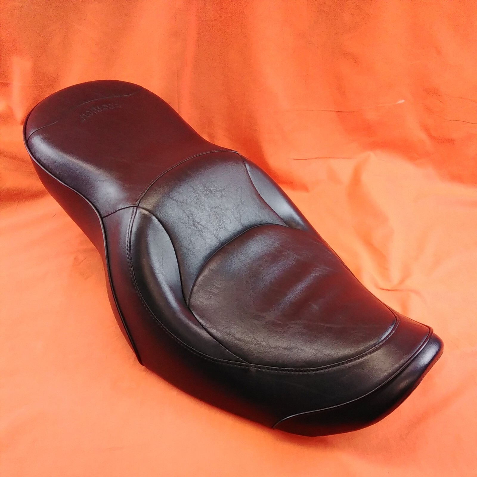HARLEY-DAVIDSON GENUINE DYNA SUPERGLIDE 2 UP SEAT FOR '96-'03