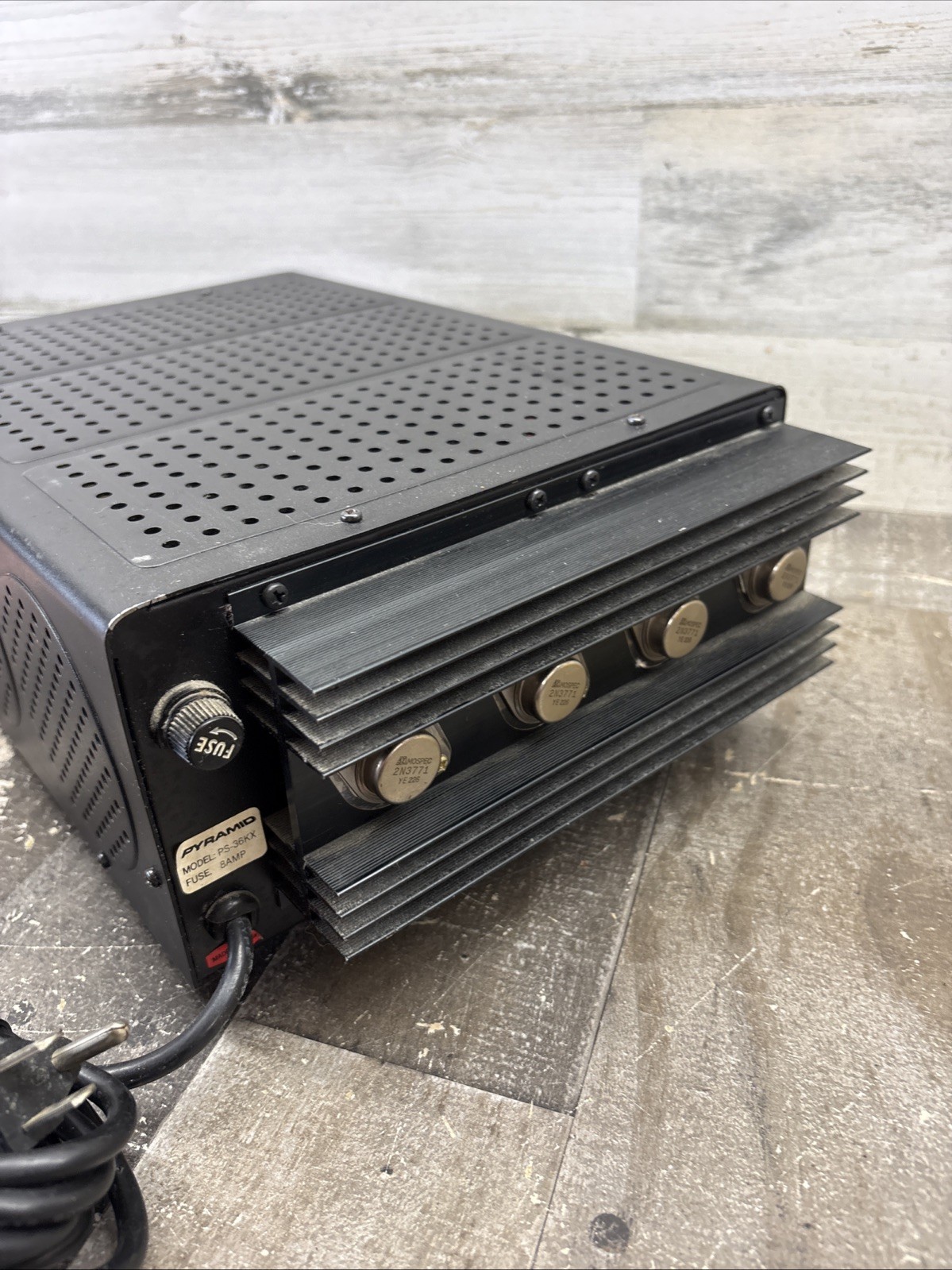 PYRAMID PS-36KX 35 Amp Power Supply!!