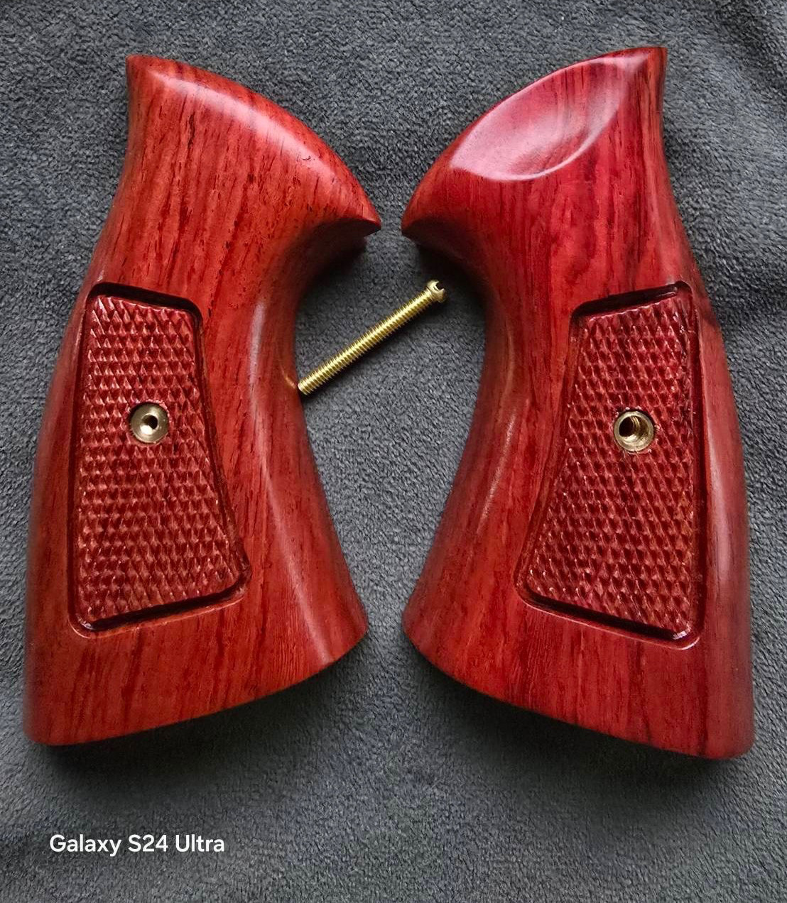 Rossi fit both Round / Square butt grips 67 68 69 71 351 511 515 518 720 971 972