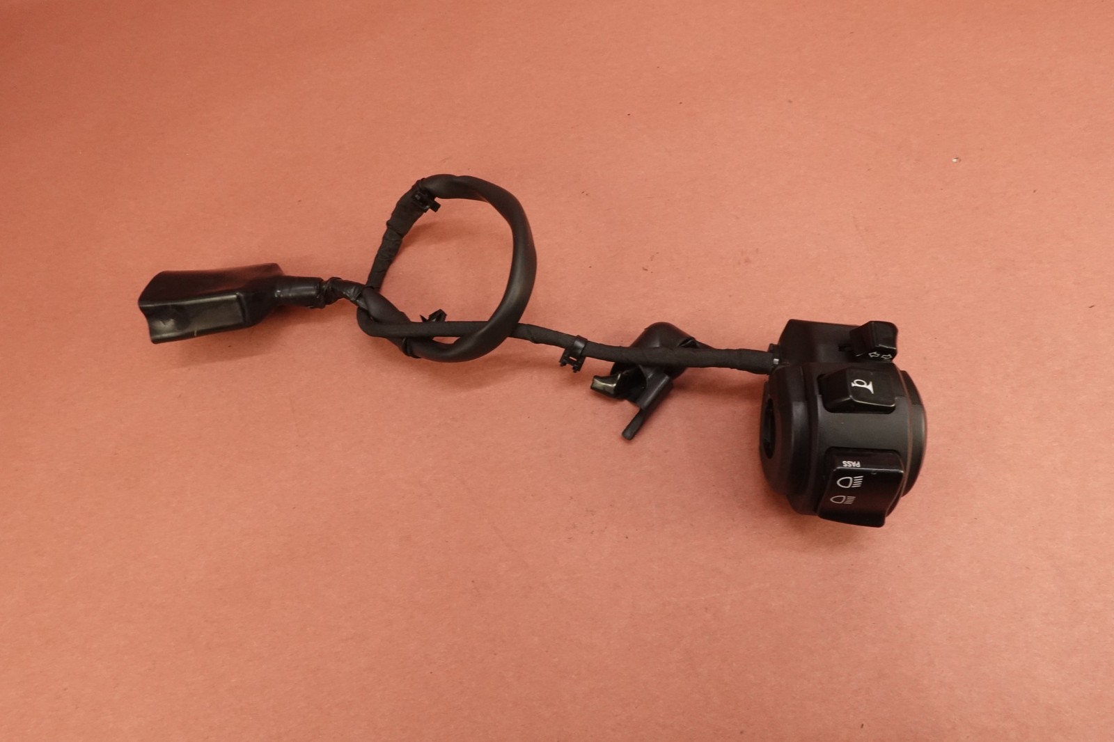 2018-2024 Honda Rebel 500 CMX500 Left Handlebar Switch Turn Signal