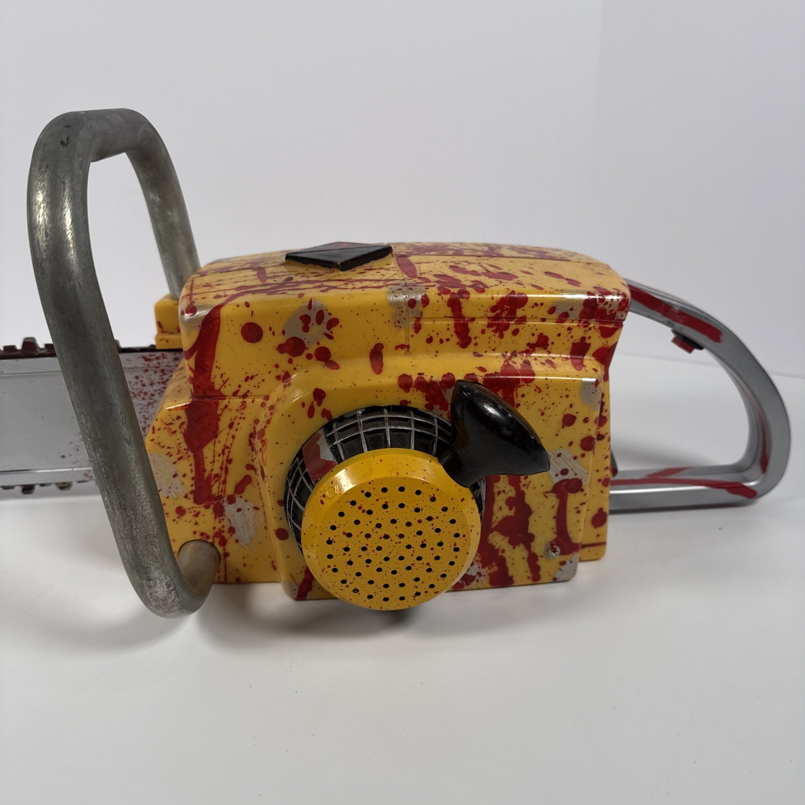 Gemmy Rubie's Leatherface Texas Chainsaw Massacre 29'' Chainsaw Prop Halloween