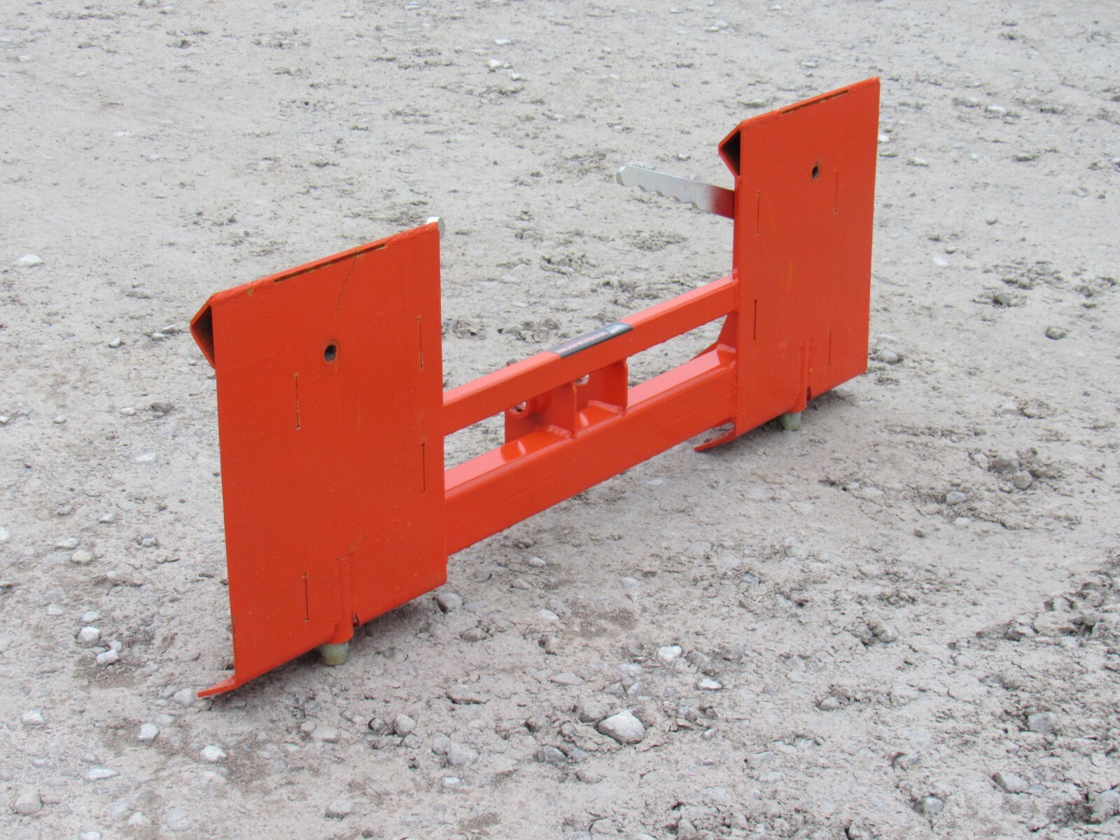 Kubota LA240 and LA243 Tractor Loader to Skid Steer Quick Attach Adapter 835130