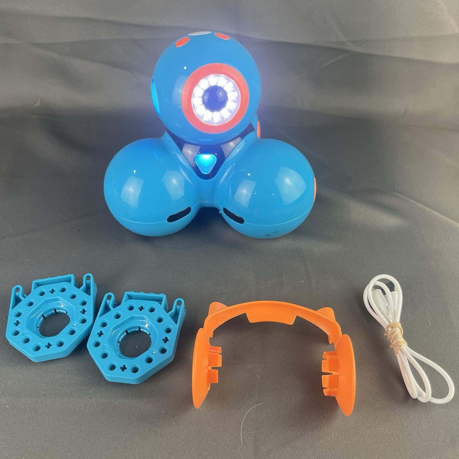 Wonder Workshop DA03 Dash Robot Blue Your Interactive Robotic With Accessories