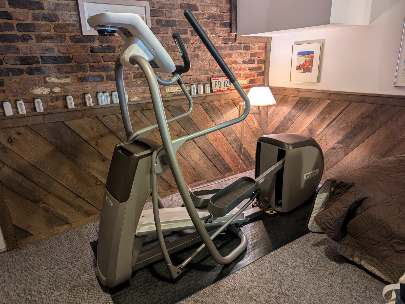 Precor 5.37 Elliptical Crosstrainer - Great Condition - Priced to Sell!