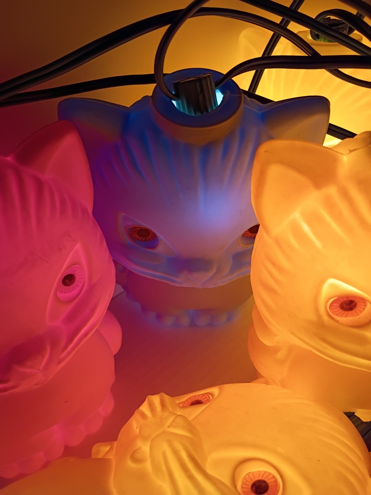 Vtg 60’s Pasta CAT Blow Mold 13pc String Lights RV Camper Patio Tiki Parti Lites