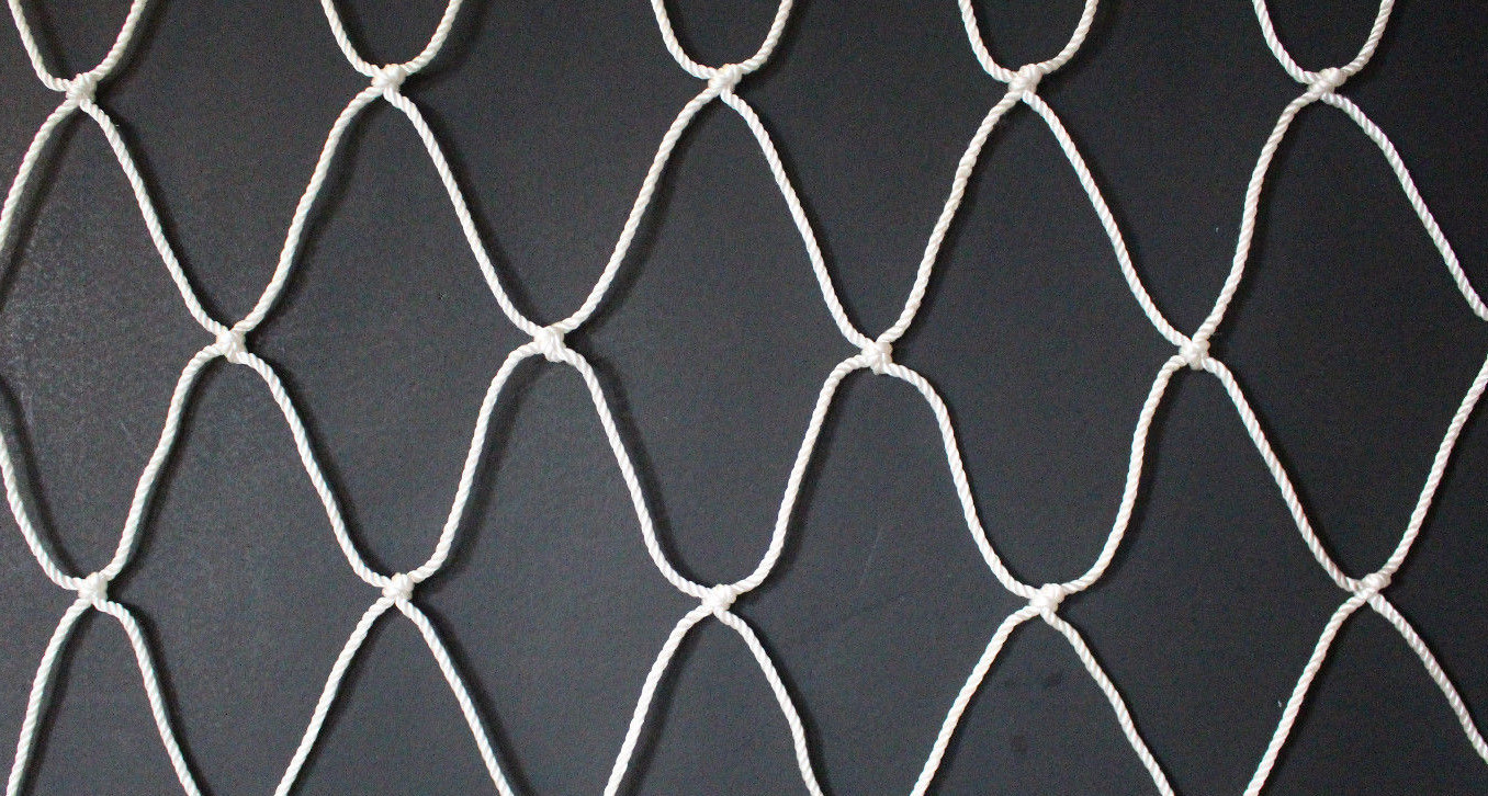 12' x 12' EXTRA HEAVY DUTY SOCCER HARD IMPACT NYLON -7 M.M. NETTING 4" MESH  #72