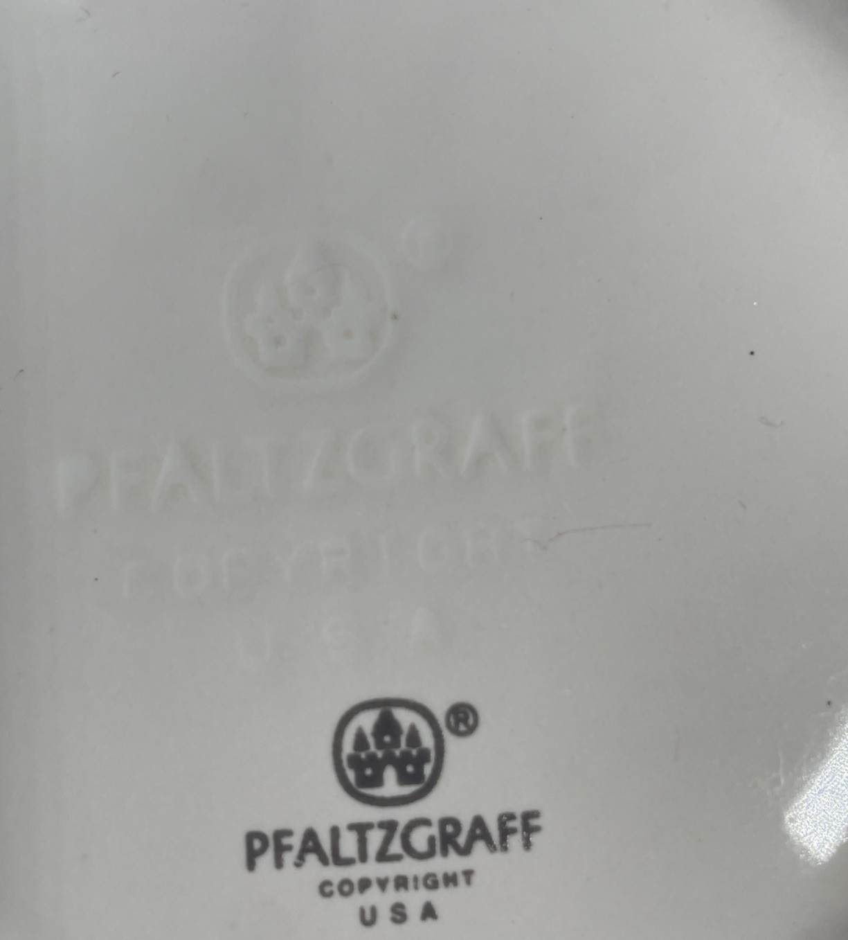 Pfaltzgraff ~ Grapevine ~ 9" Large Rim Soup Bowls. Set of 4.