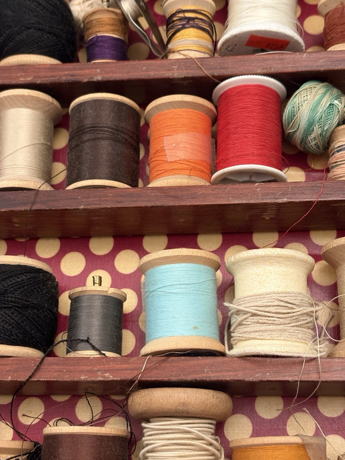 Vintage Case Full Of Wooden Spools Of Thread
