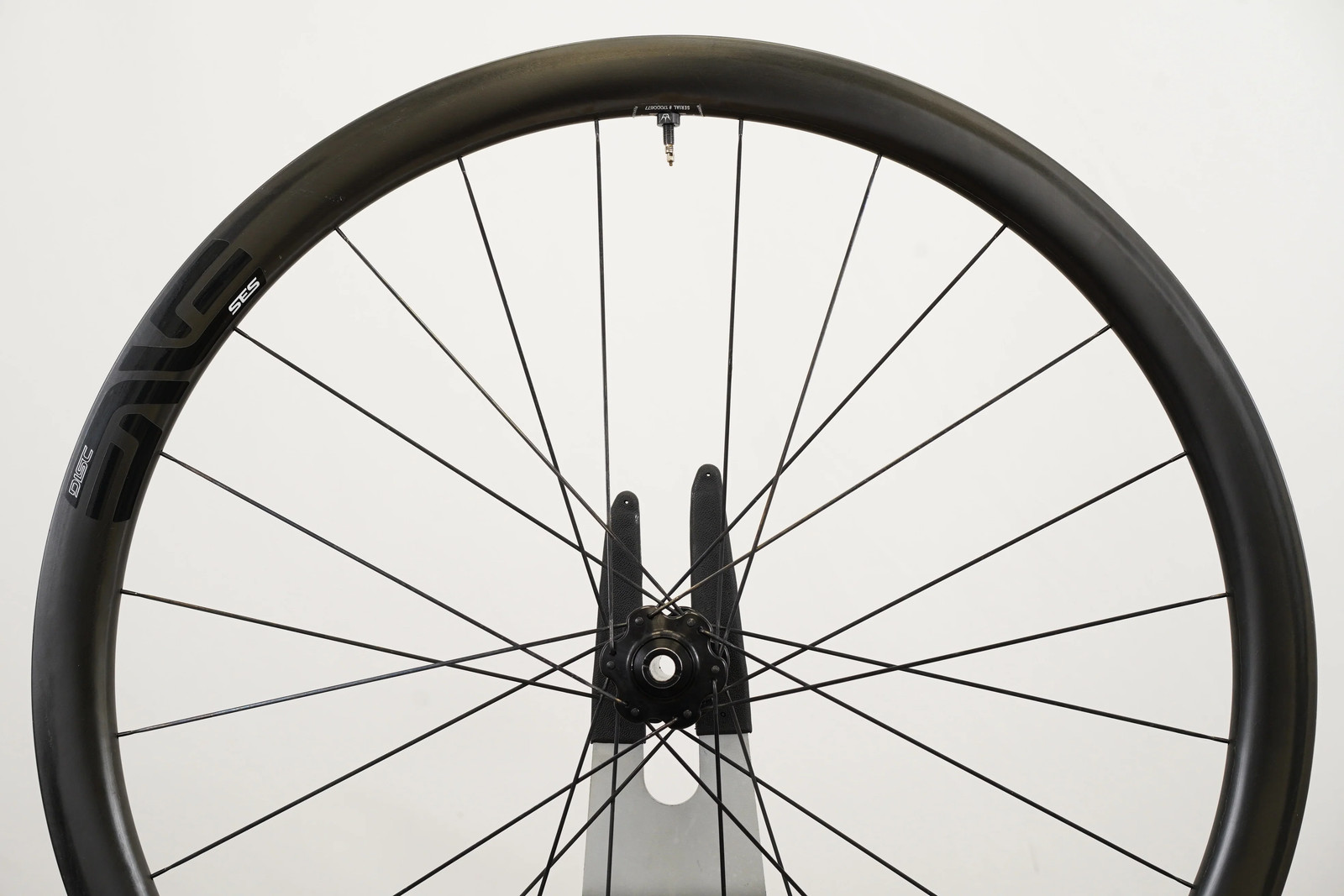 FRONT ENVE 3.4 SES Carbon Tubeless Clincher Disc Brake Wheel