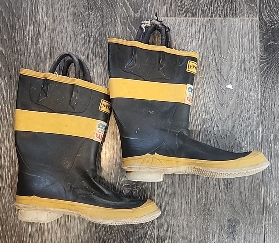 Vintage Ranger Rubber Co Firemaster Boots Size 4? USA
