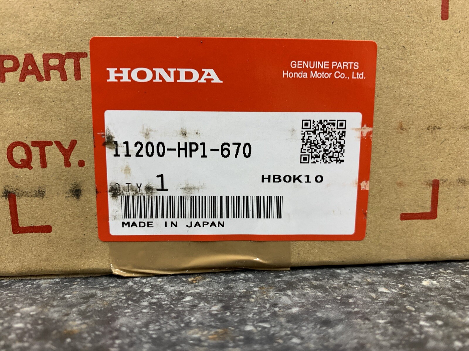 11200-HP1-670 NEW OEM HONDA LEFT ENGINE CRANKCASE 04-05 TRX450R