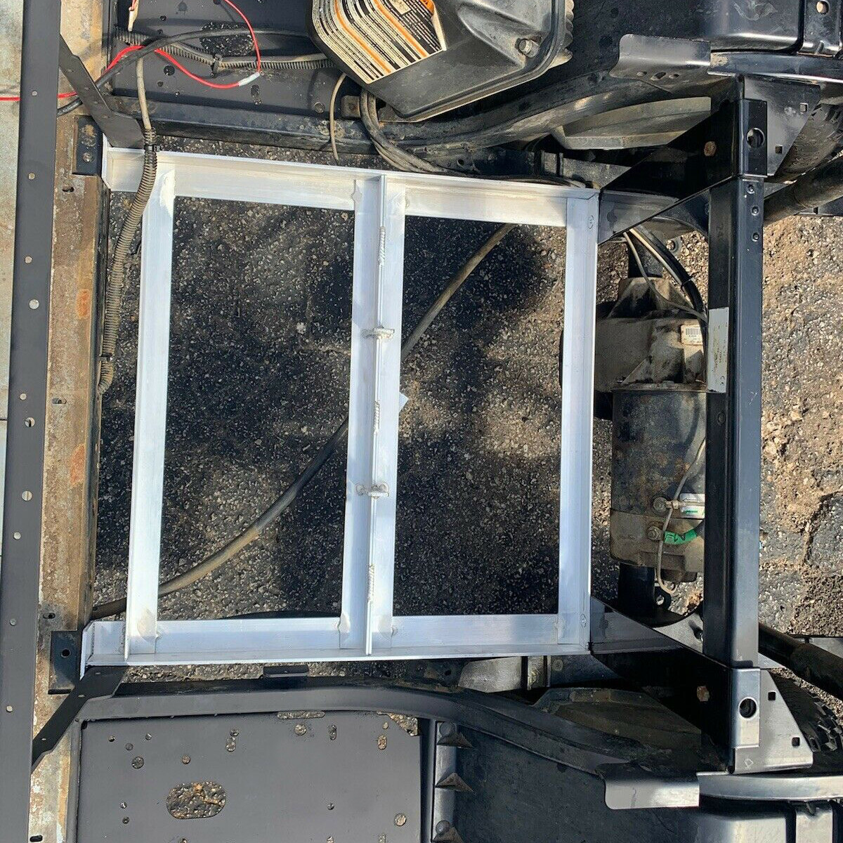 BATTERY TRAY For 1994-2013 EZGO 36V TXT / MEDALIST GOLF CART Aluminum