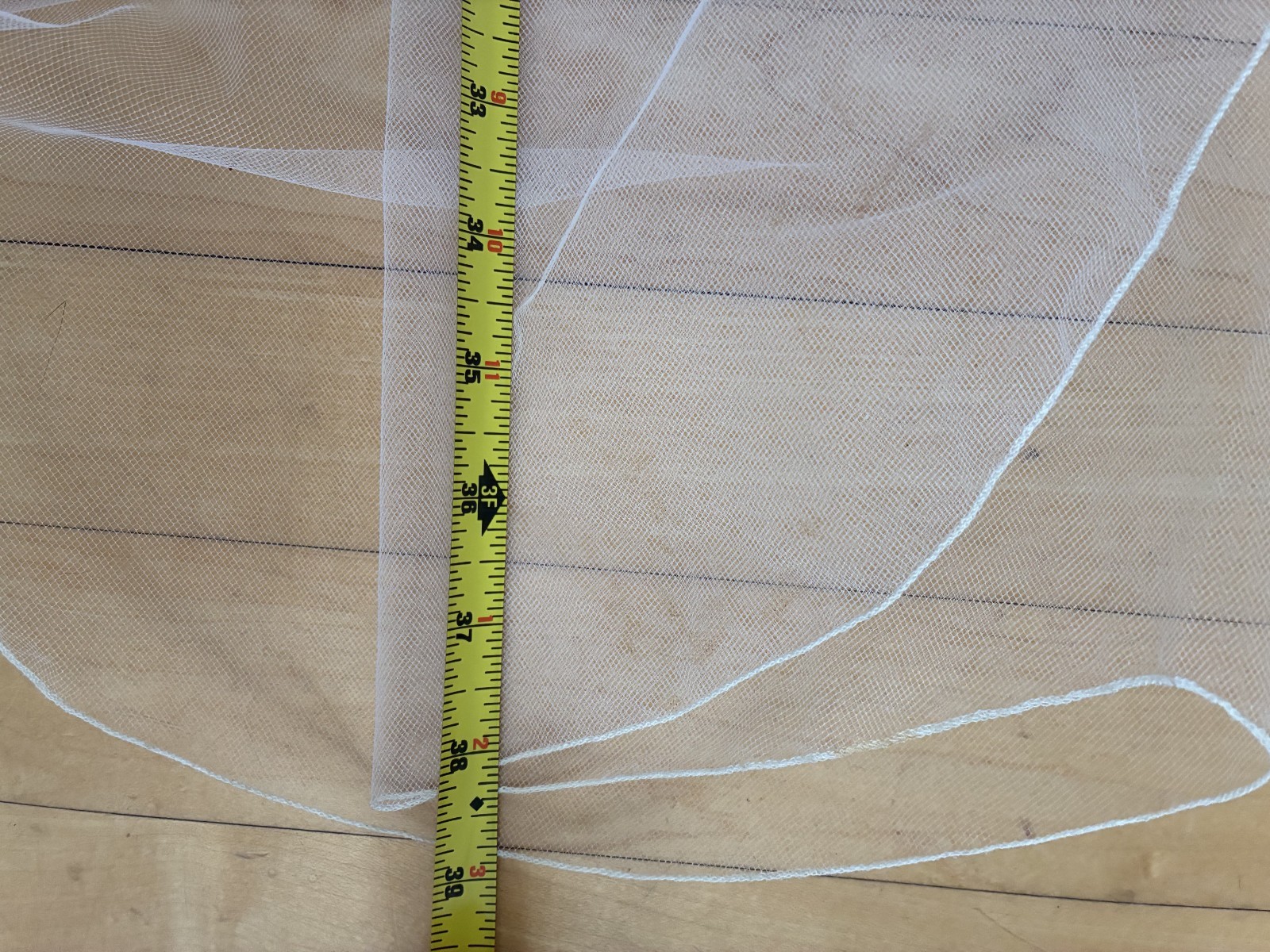 Vintage 1980s White Faux Pearls Roses Beaded Multi-Tier White Bridal Veil 39"