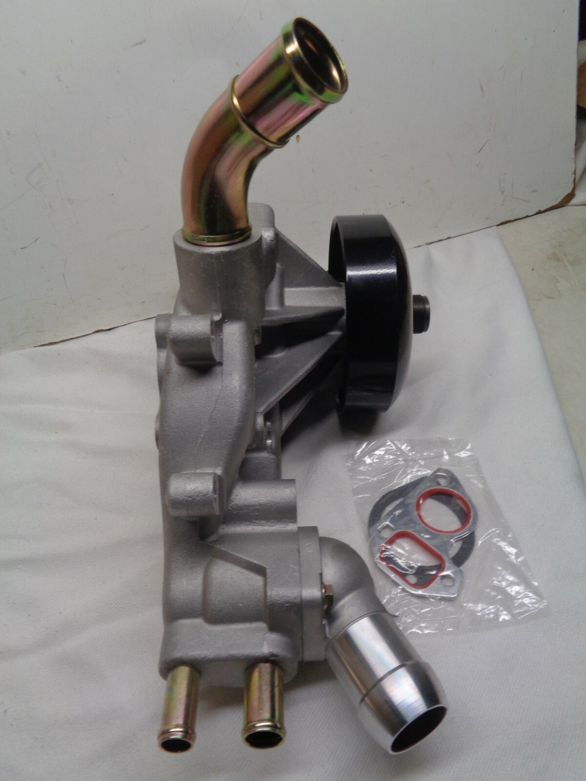 Gates 45006 Engine Water Pump Chevrolet LS Engines & Much more. 4.8 5.3 6.0 NEW