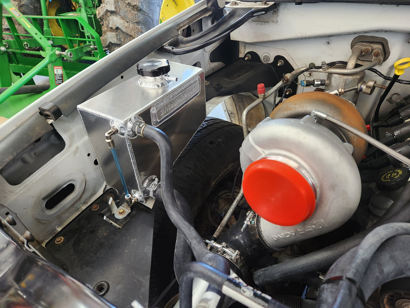 99-07 Silverado STRAIGHTBOOST Aluminum Expansion Tank Coolant Water Reservoir ..