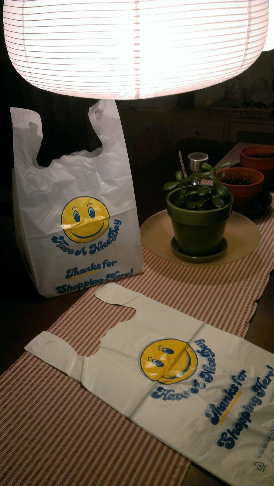 200 Medium T Shirt Carry Out Retail Supermarket Grocery Plastic Shopping Bags