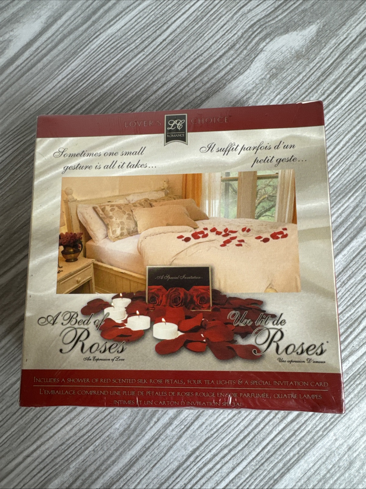 Lover's Choice A Bed Of Roses Romance Kit Rose Petals, Tea Lights & Invite NEW