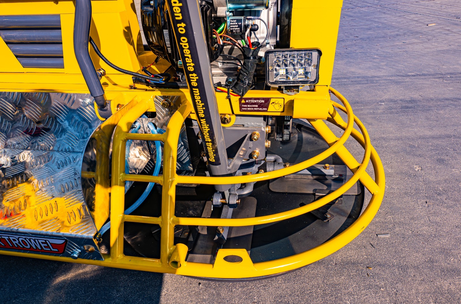 Ride-on Trowel Machine Concrete Road Surface Finisher, New