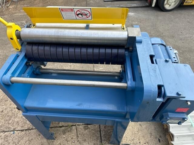 Acrotech One pass roll bending machine MODEL 1824 Sheet metal roller