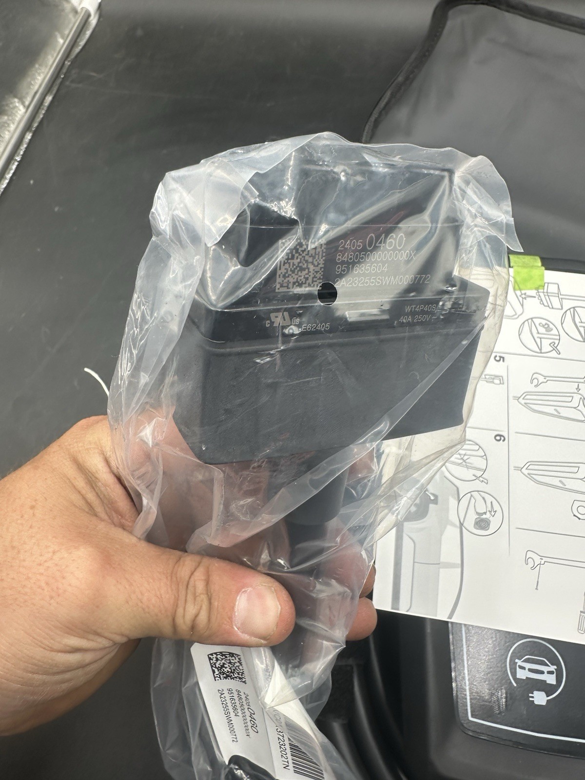 MERCEDES BENZ EQS EQB WEBASTO EV CHARGER OEM HOME CHARGING PLUG-IN CABLE CORD