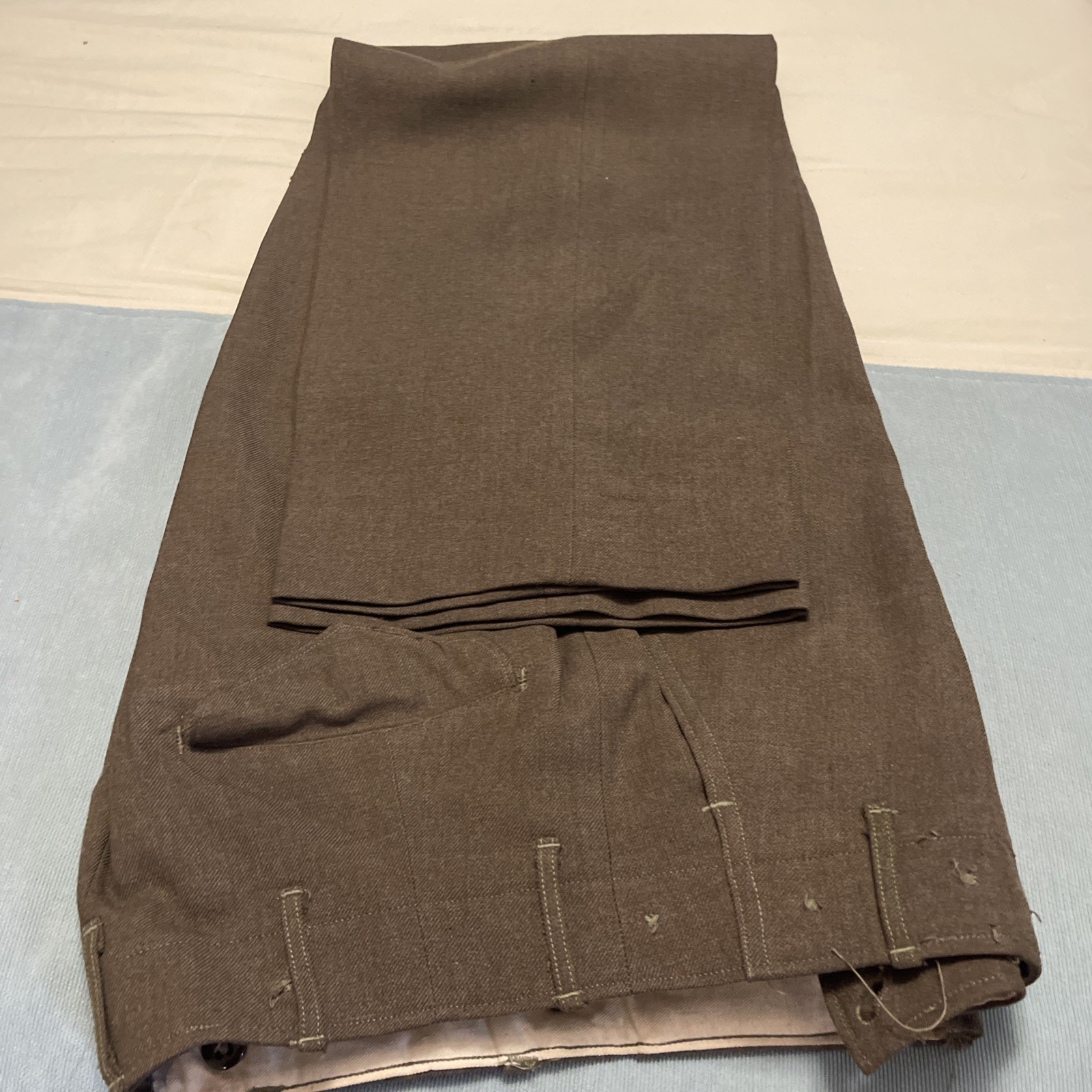 WWII US ARMY Original 11th Airborne Division – IKE JACKET, PANTS Set Size 36 R