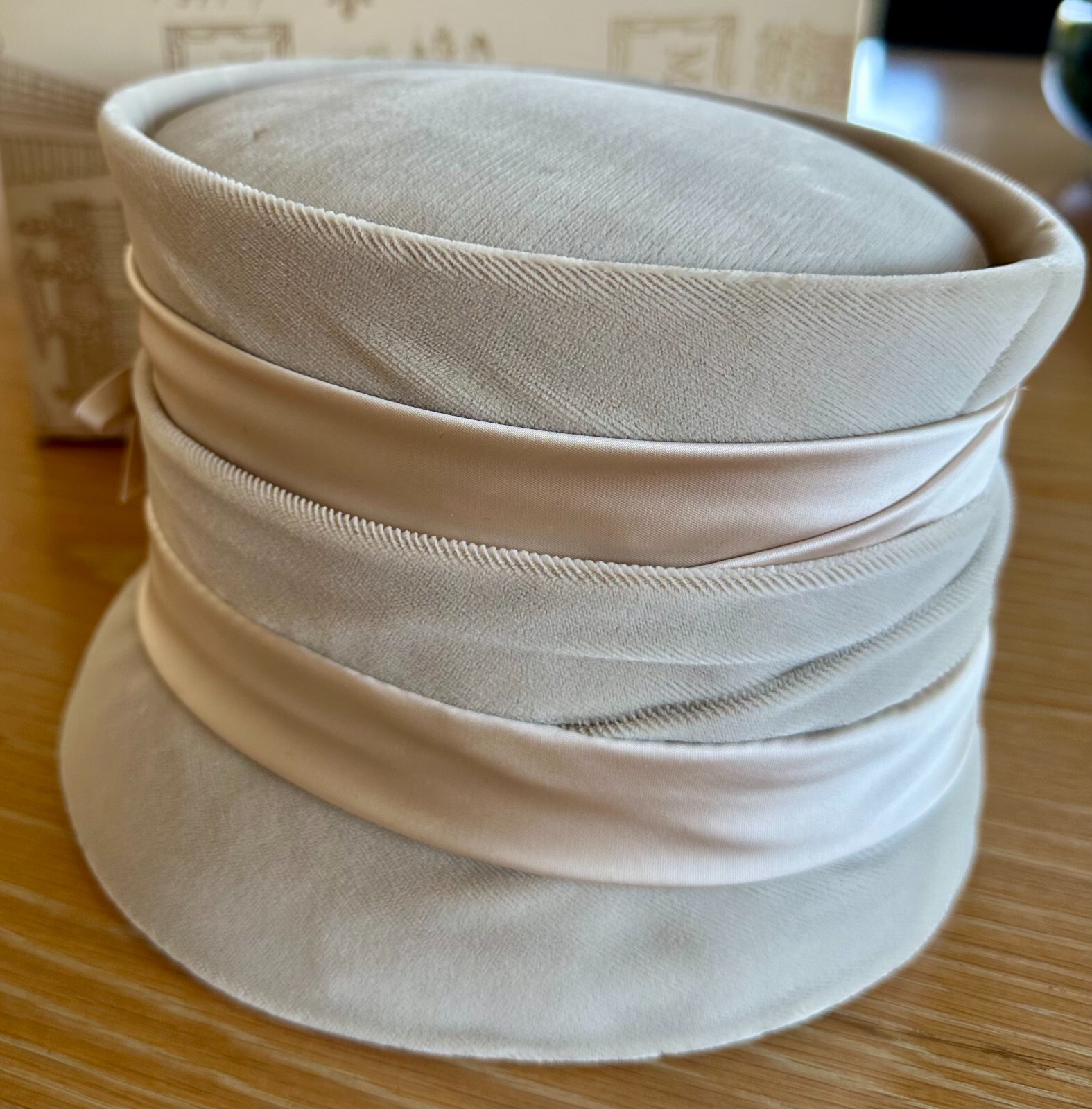 Vtg PILLBOX Hat w/ Original MACY'S Hat Box Beige Velour Tissue Sales Receipt 6"