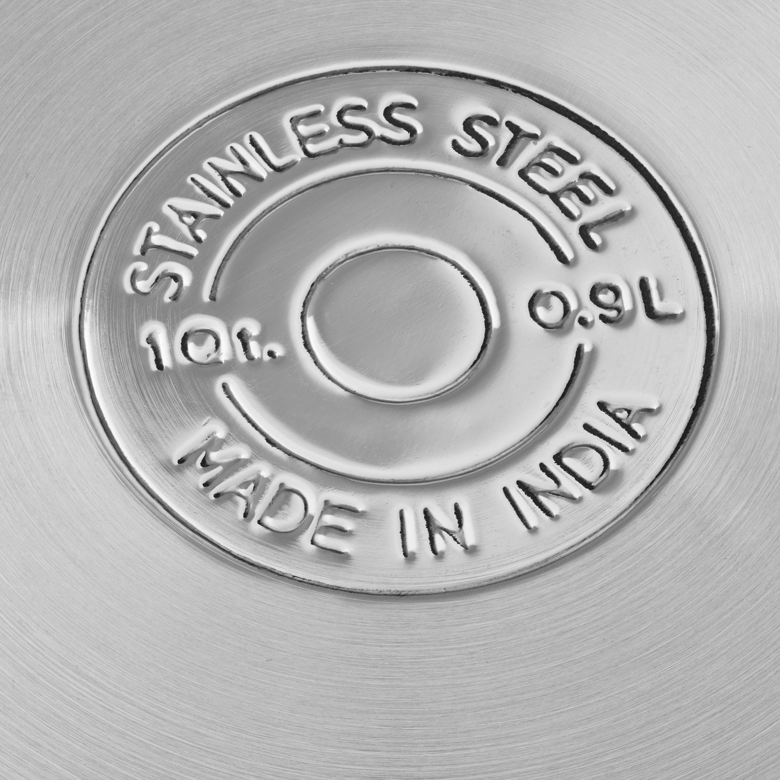 Mainstays 1 qt Oven Safe Stainless Steel Saucepan with Straining Lid