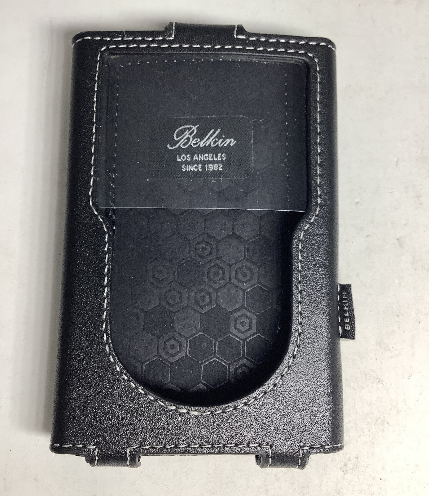 BELKIN Leather Case for iPod Classic 5G 6G 7G 30GB 60GB 80GB 120GB 160GB F8Z205