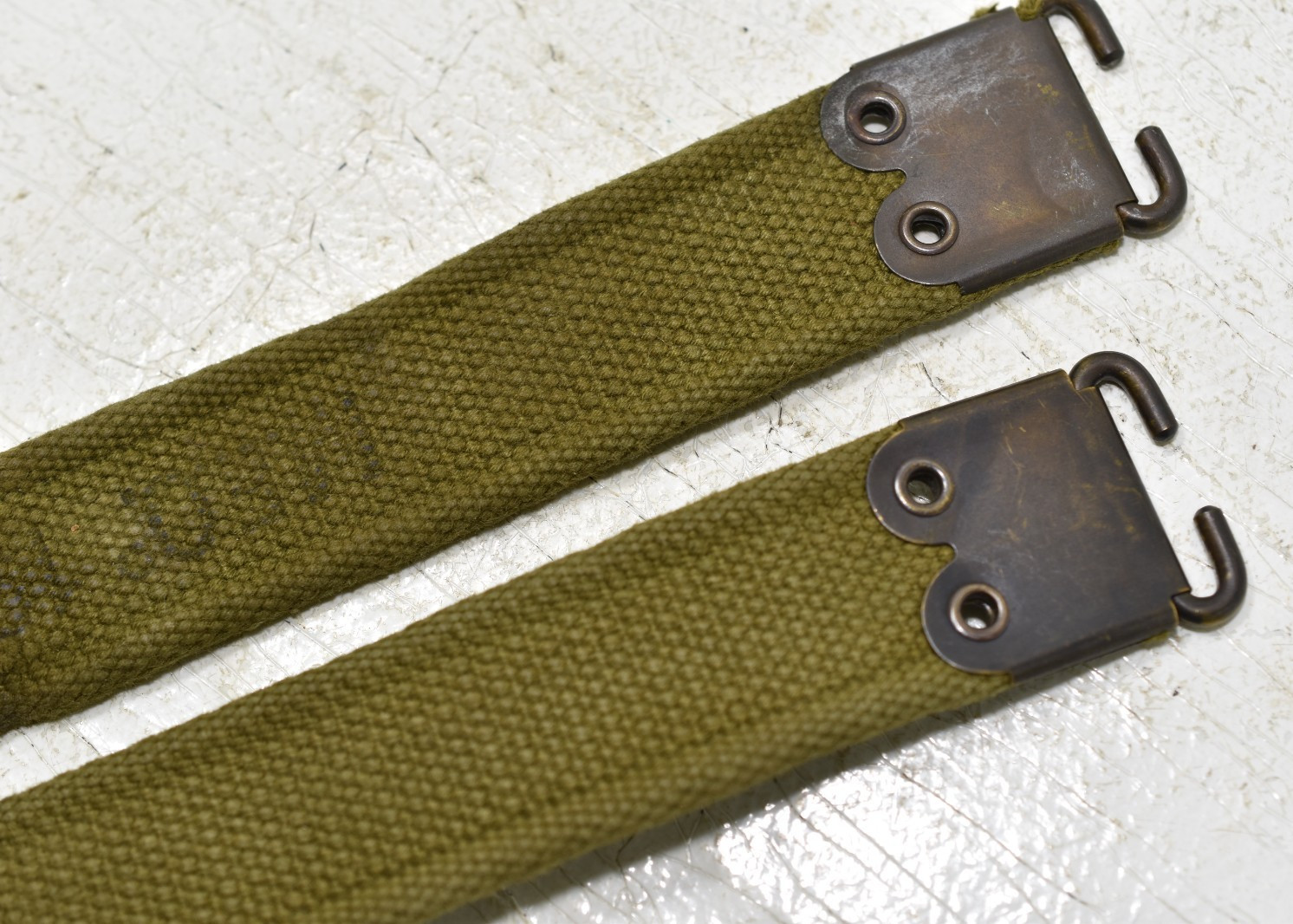 Lee Enfield WWII era 52" MKII Rifle Sling Canvas Green marked 1944