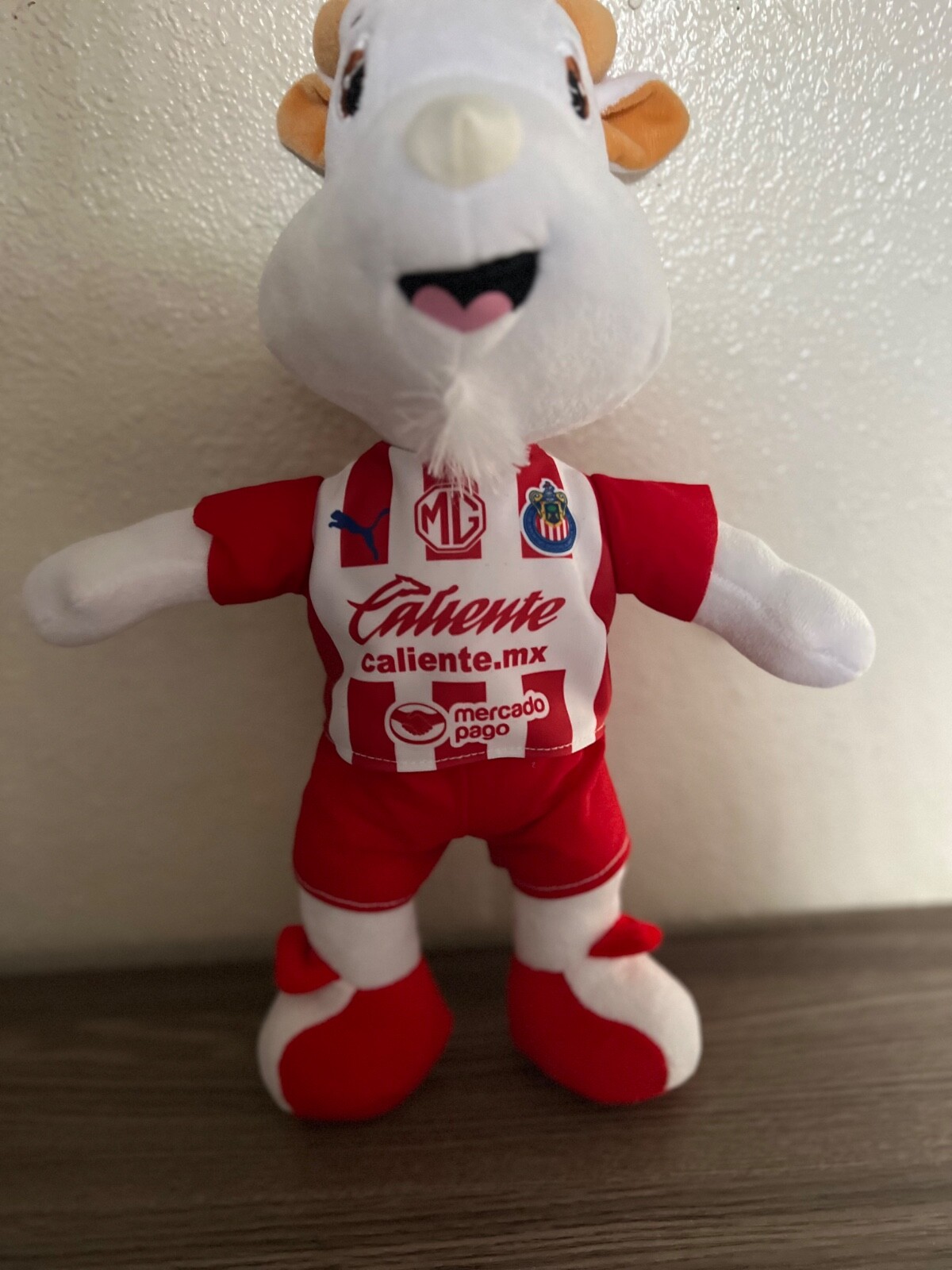 STUFFED ANIMAL CHIVAS RAYADAS DEL GUADALAJARA LIGA MX MASCOTA
