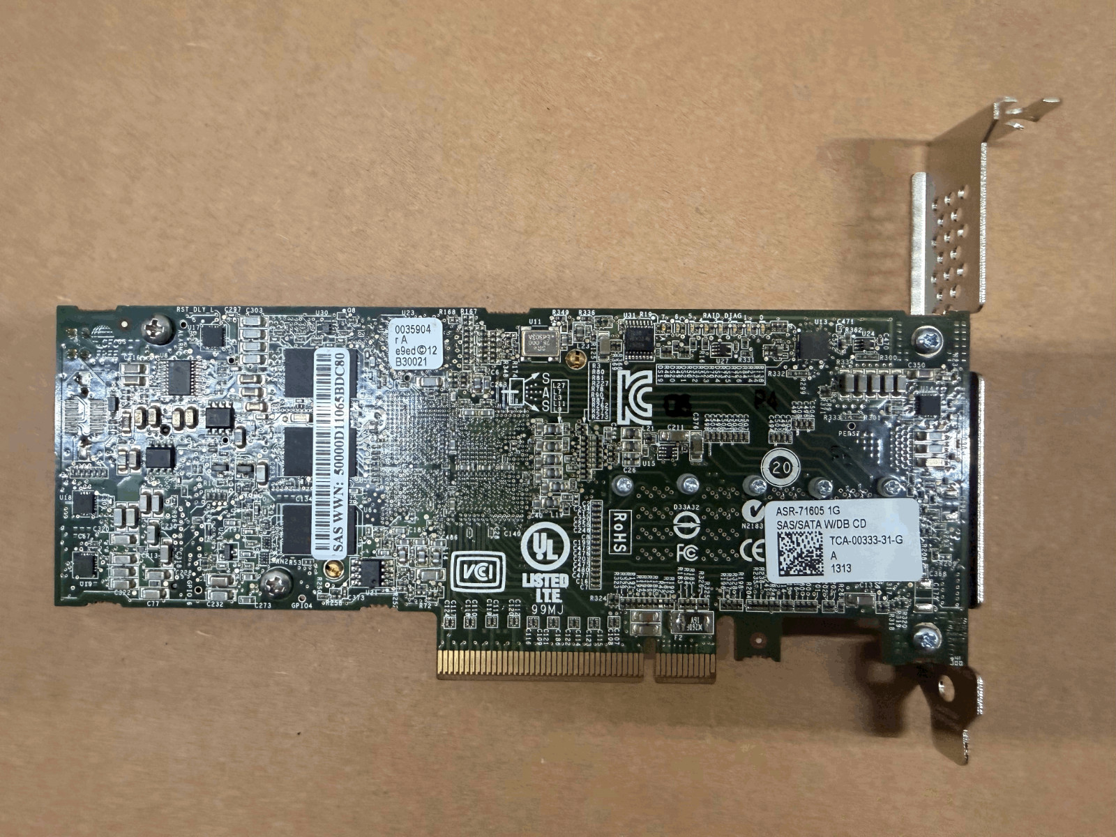 Adaptec ASR-71605 16-Port 1Gb SAS 6Gbps PCIe RAID Controller w/BBU - Full Height