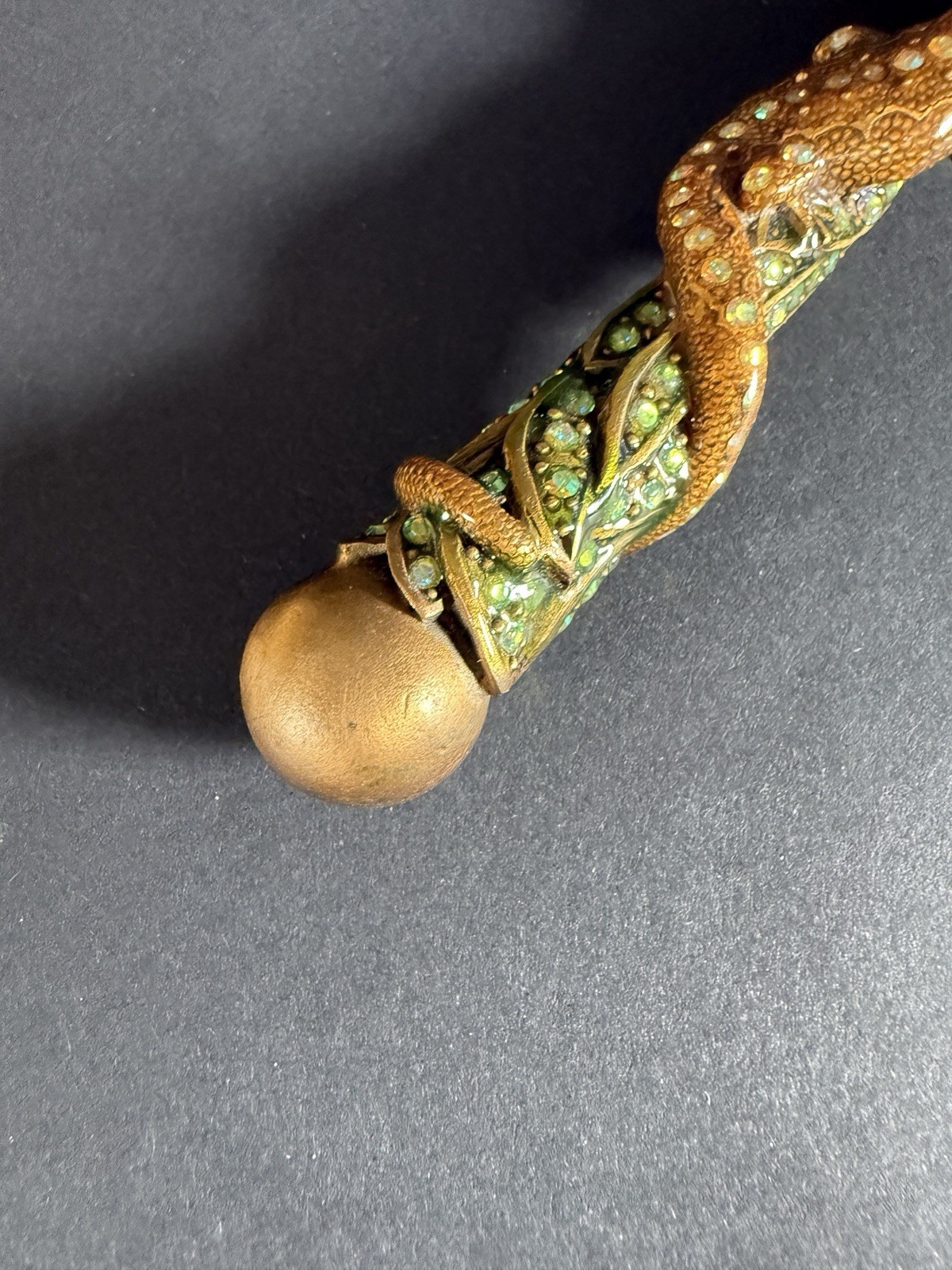 Jay Strongwater Lizard Magnifying Glass