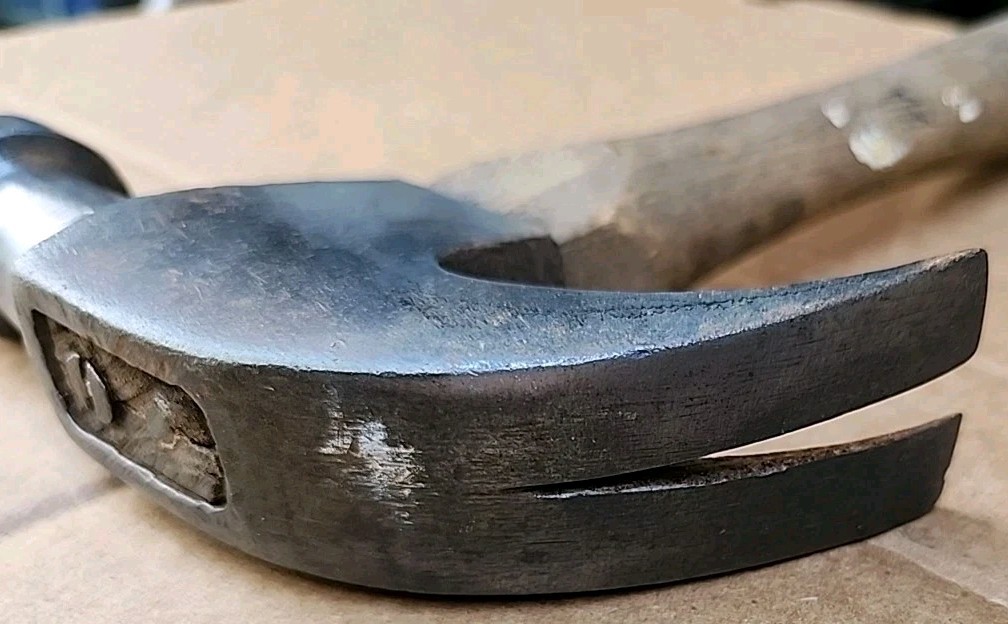 Vtg Heller USA Carpenter Claw Hammer Hickory Handle (Stamped Head)