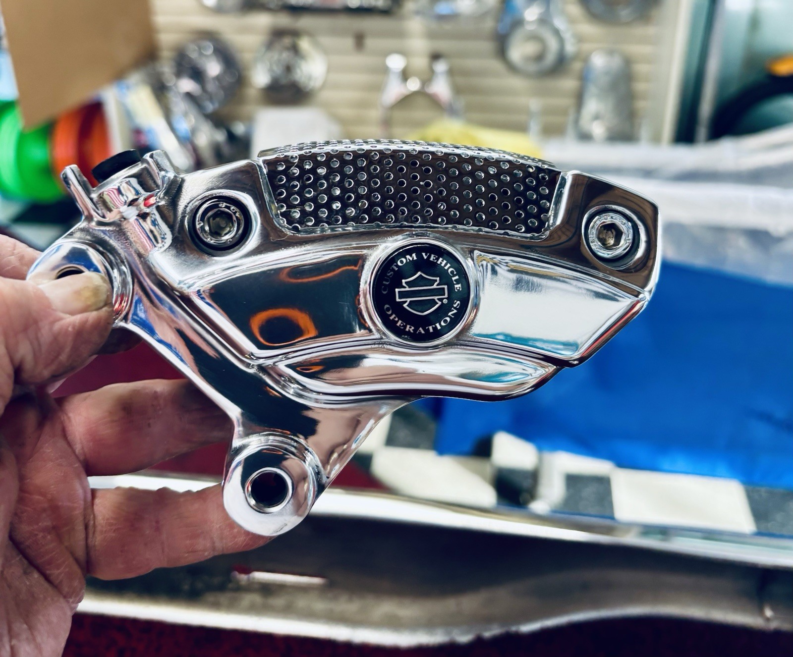 2 GENUNE CVO TOURING Harley-Davidson Front Brembo Brake Calipers Shown 443203-08