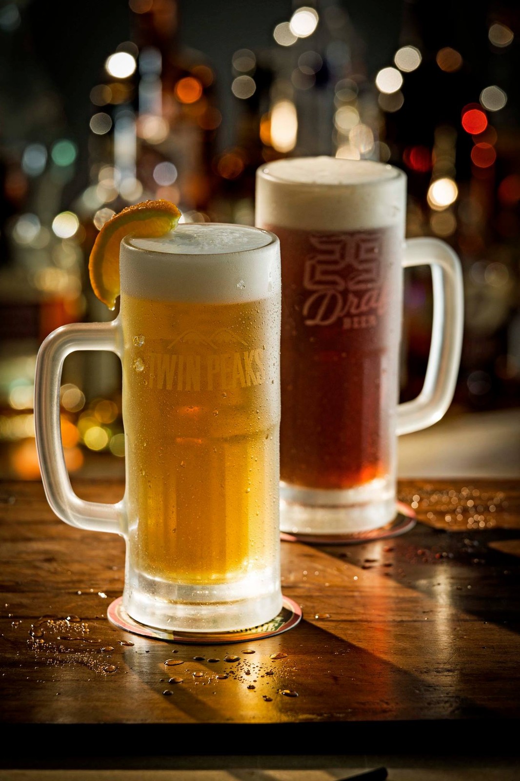 Twin Peaks Restaurant Draft Beer Mug Glass Stein 8" Tall Barware Collectible