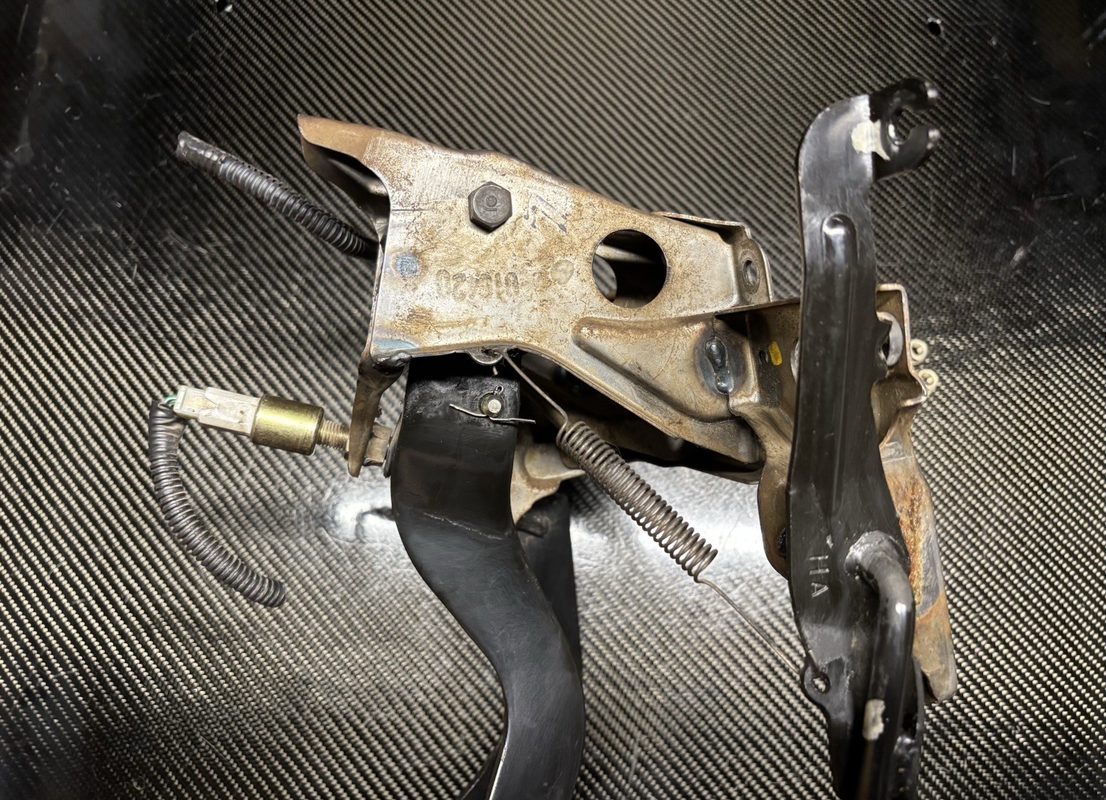 88-91 Honda Civic Sedan 4 Door Manual Transmission Pedal Assembly Clutch OEM