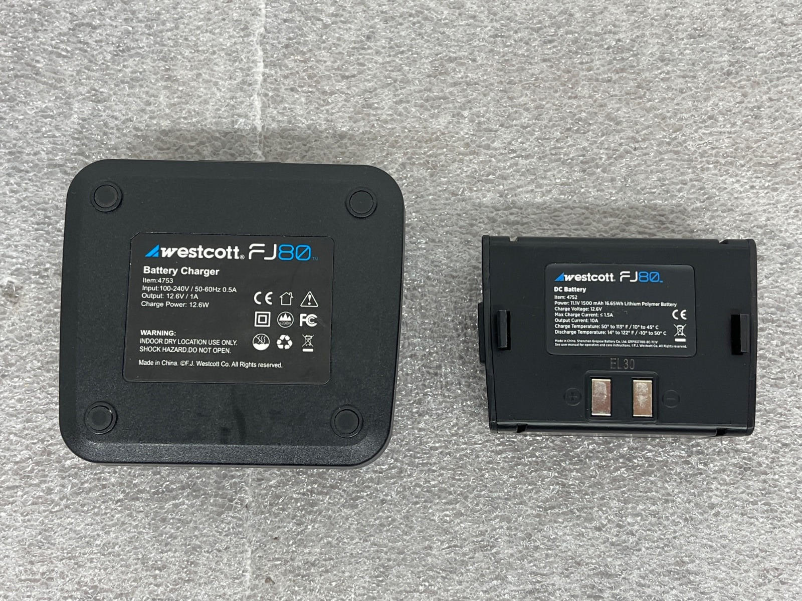 Westcott FJ80 Universal Touchscreen 80Ws Speedlight with battery & Charger