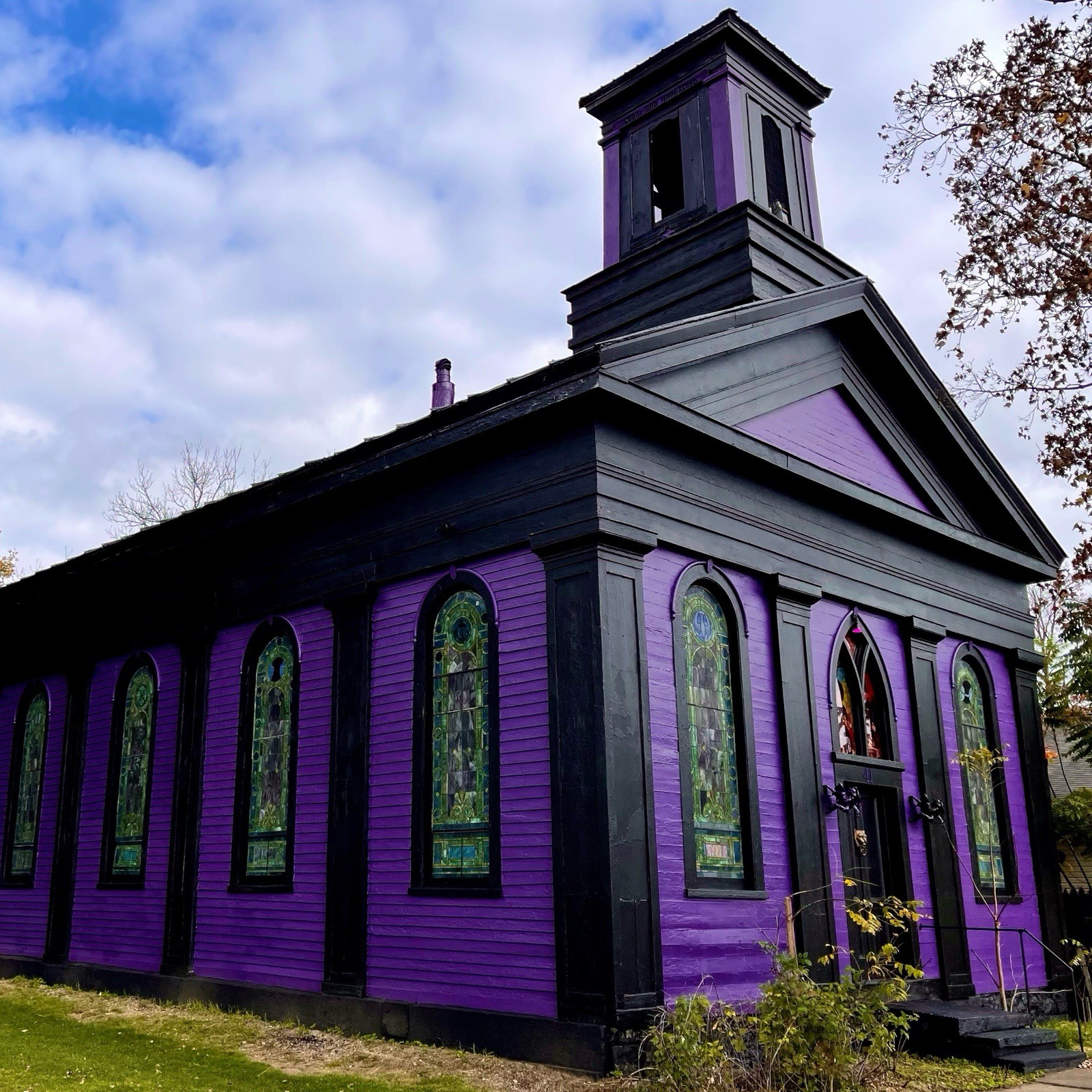 TIMORESE TRIBAL MASK with TEETH