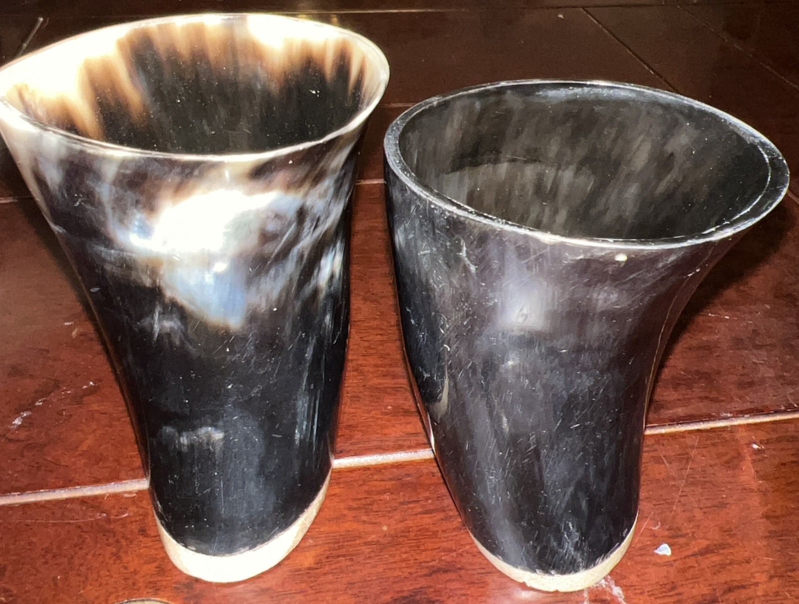 Set Of 2 Natural Medieval Viking Dining Ram Horn Drinking Cup Memento Mori Skull