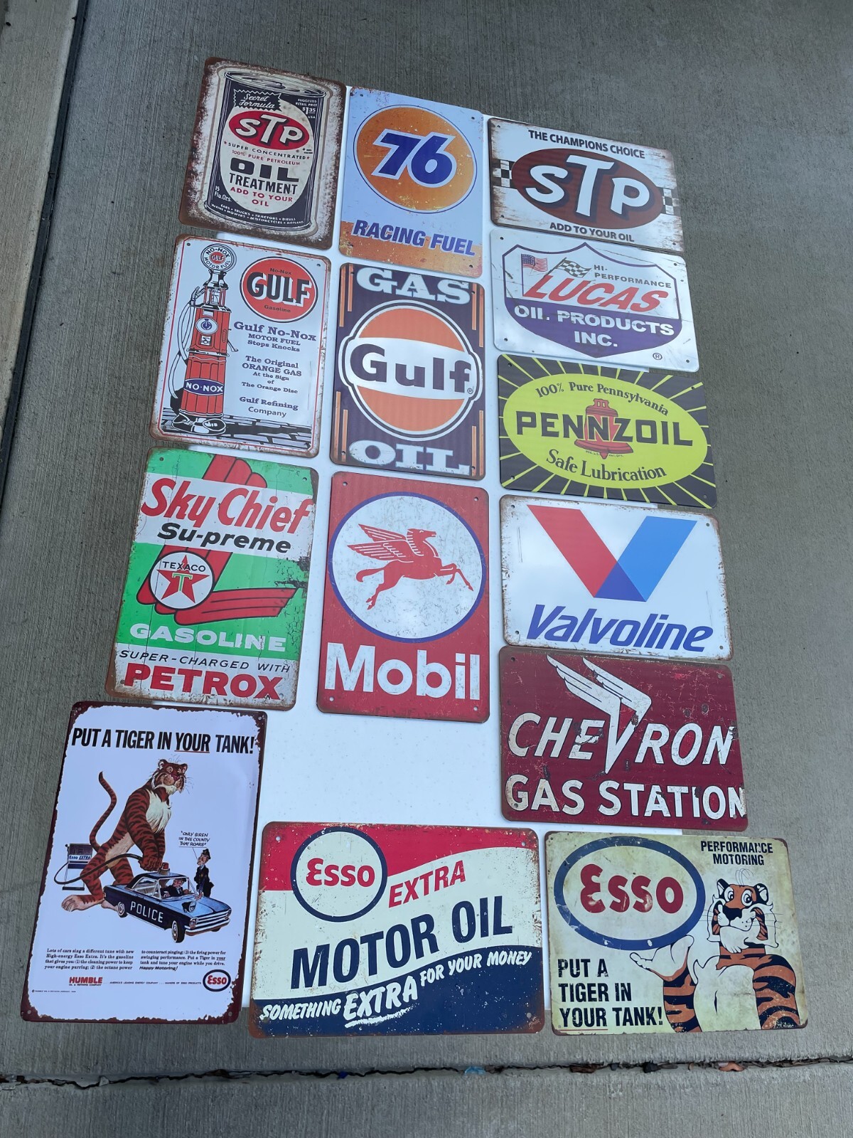 Husqvarna Chain Saws Tin Sign Logo Chainsaws Metal Art Garage Sweden Lumberjack