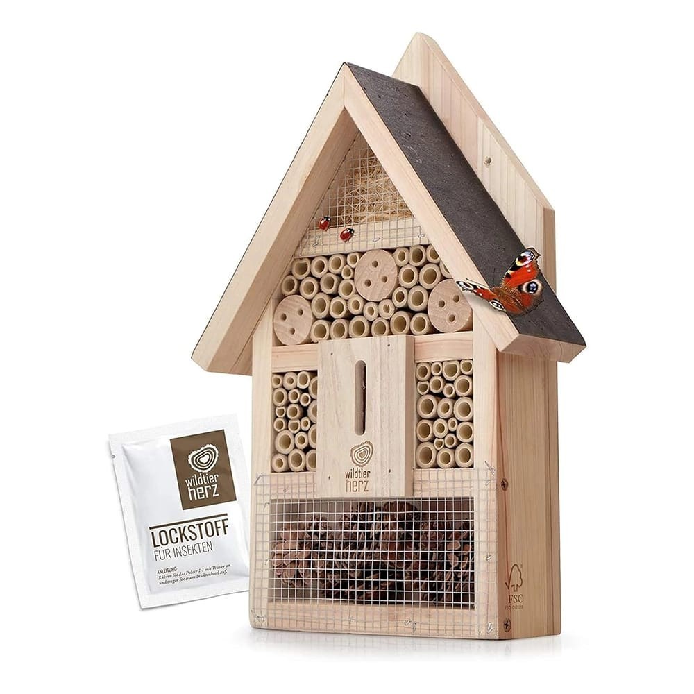 Wildtier Herz Insect Hotel -- FREE GROUND SHIPPING!