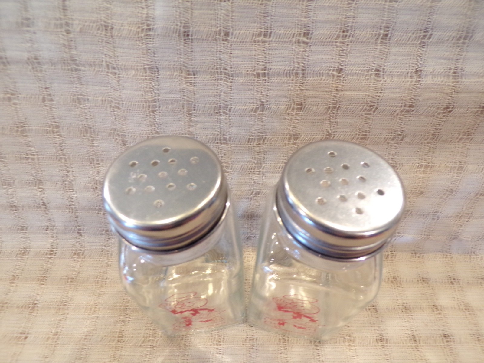 NEW REDDY KILOWATT CHEF Glass Salt & Pepper Advertising Shakers Coffee Mug