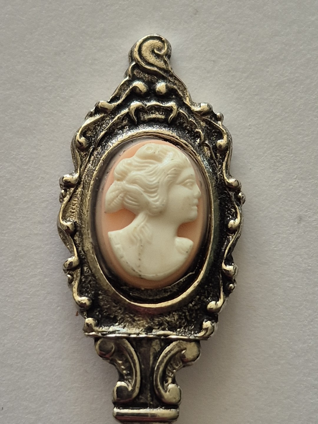 Decorative Vintage Souvenir  Spoon Collectible