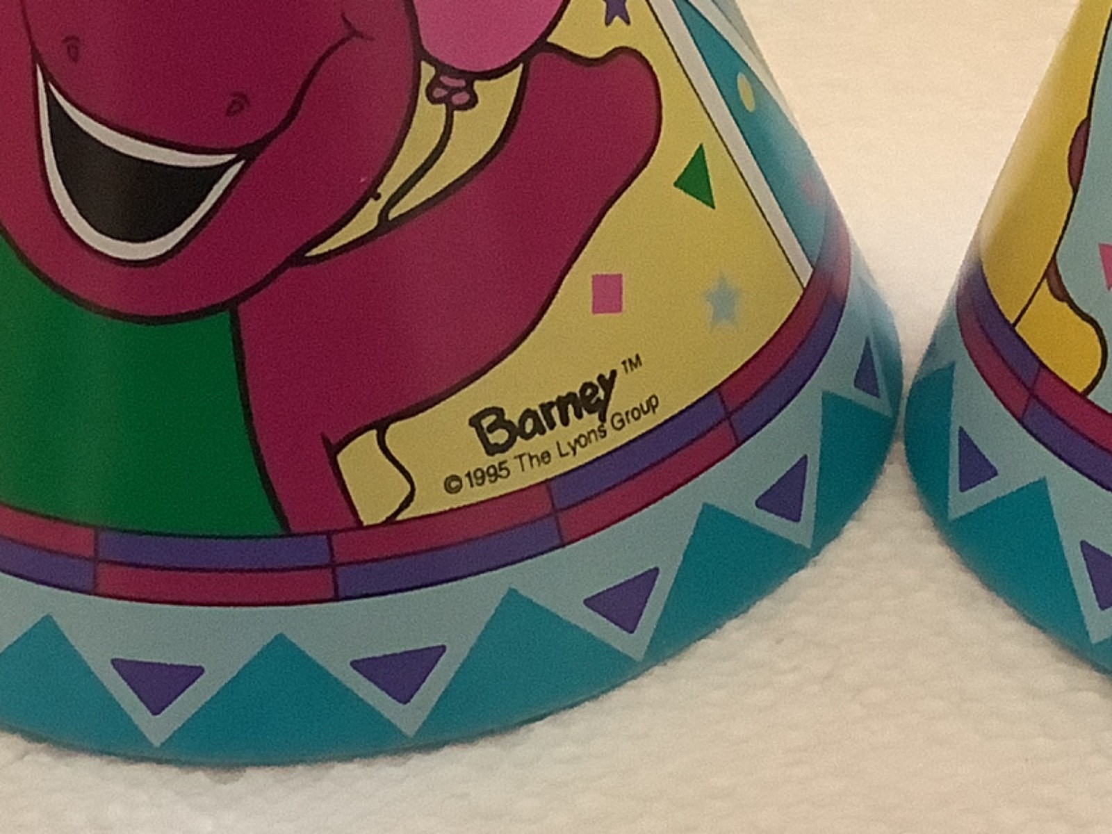 24 VTG Unique Barney & Friends Paper Party Hats 3 Packs of 8 NOS unopened 1995