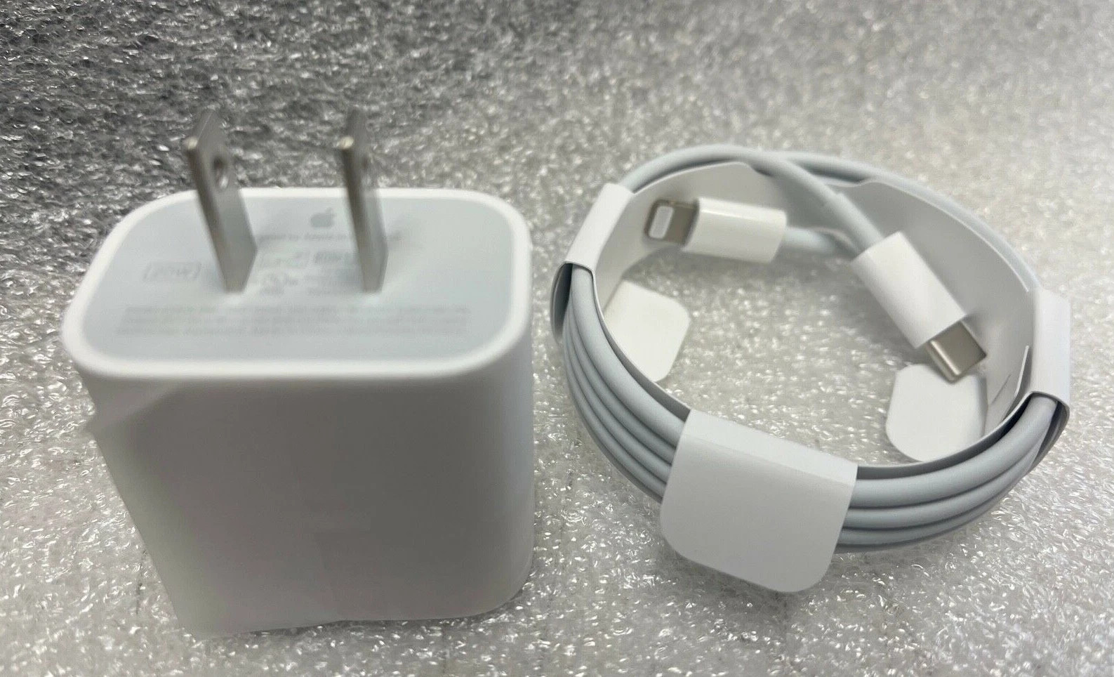 OEM Genuine Apple iPad 20W USB-C Wall Charger Power ADAPTER with U to L 1m NEW