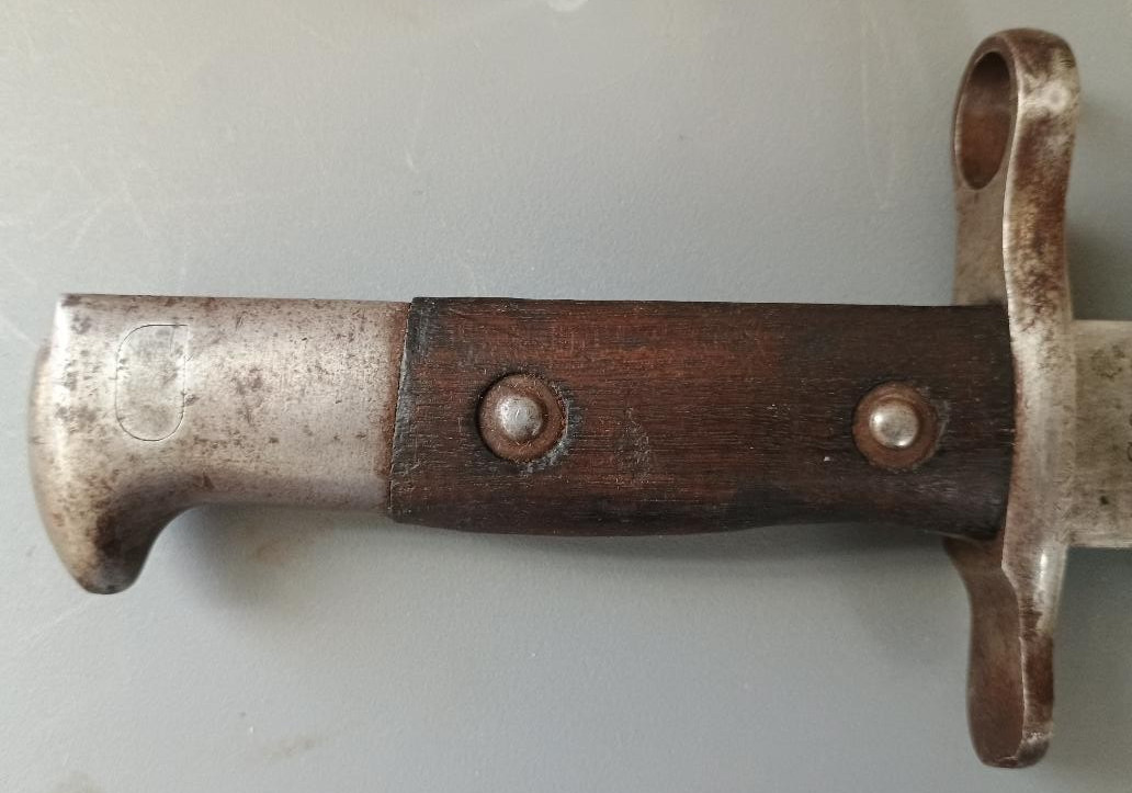 US M1892 KRAG BAYONET AND SCABBARD DATED 1902 VERY GOOD