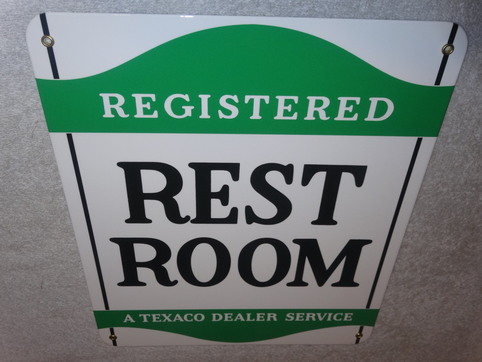 VINTAGE TEXACO RESTROOM REGISTERED MEN & WOMAN 12" PORCELAIN METAL GASOLINE SIGN