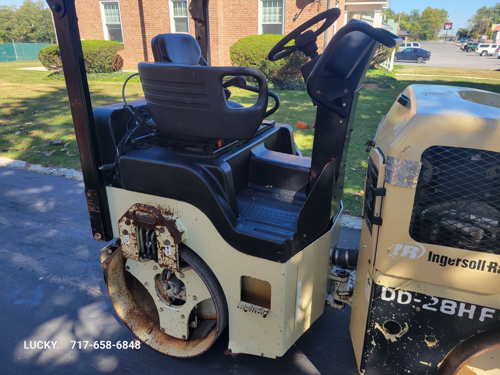 Ingersoll Rand DD28HF Asphalt Drum Roller Compactor Diesel